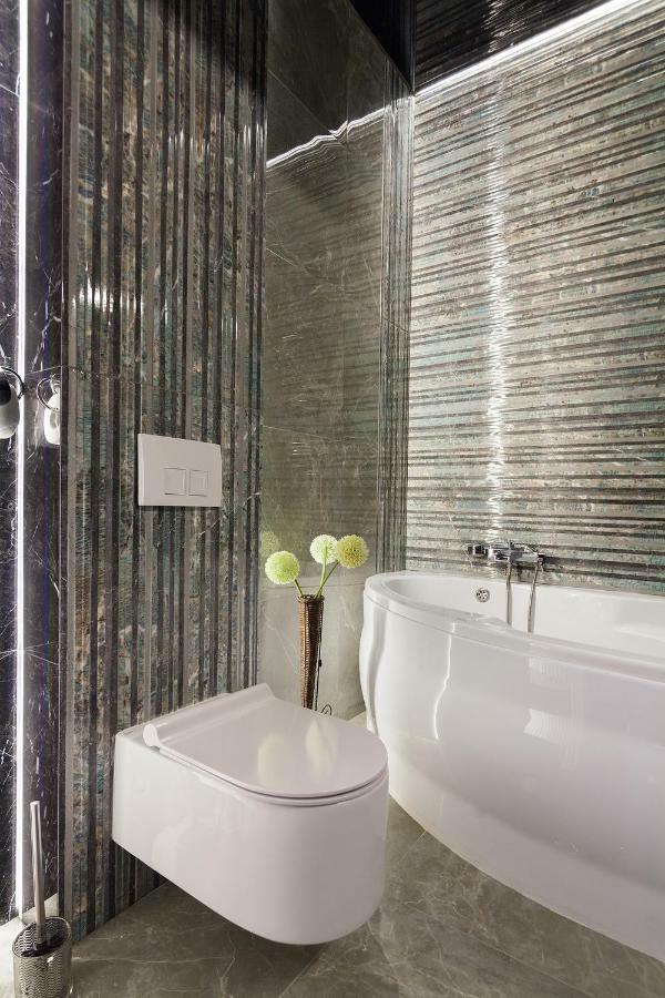 Delux Leopolli Apartments Near Shopping Mall Forum Lviv Ngoại thất bức ảnh
