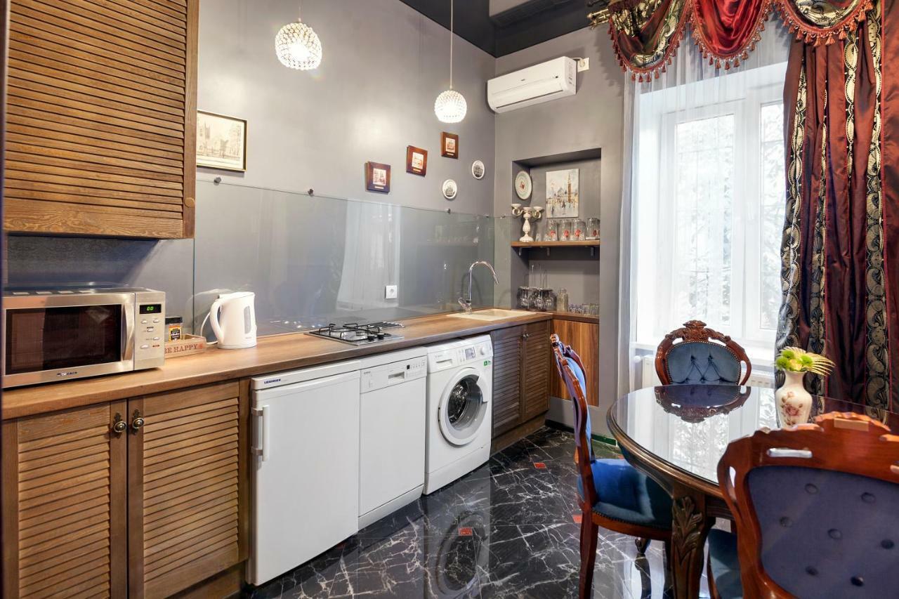 Delux Leopolli Apartments Near Shopping Mall Forum Lviv Ngoại thất bức ảnh